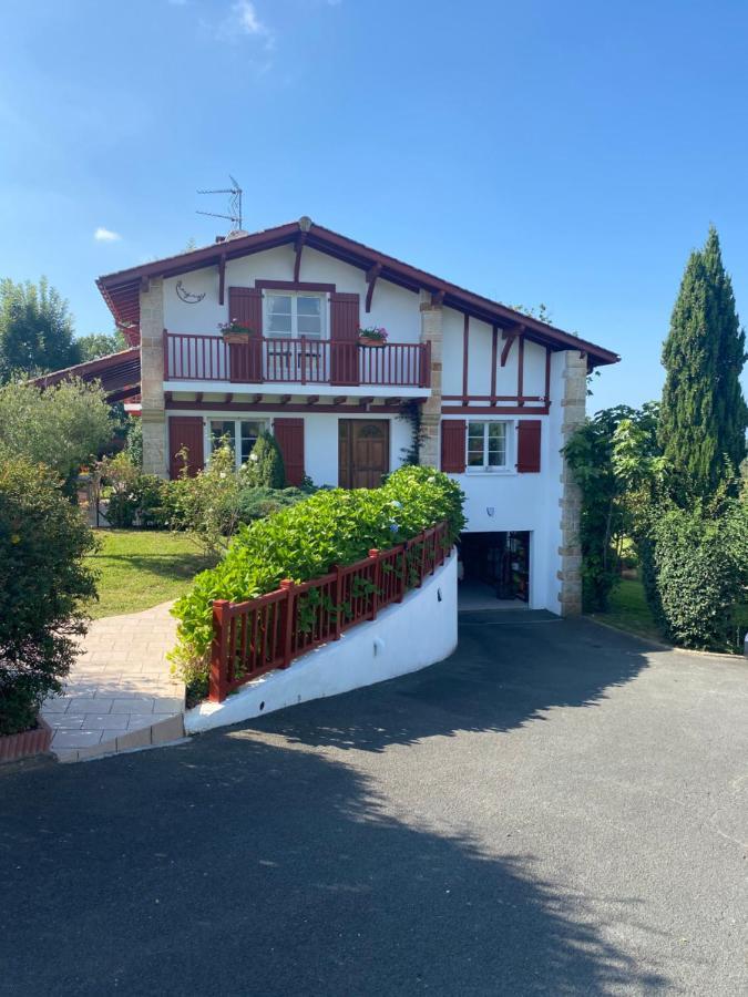 Ilargi Argi Bed and Breakfast Saint-Pée-sur-Nivelle Eksteriør billede