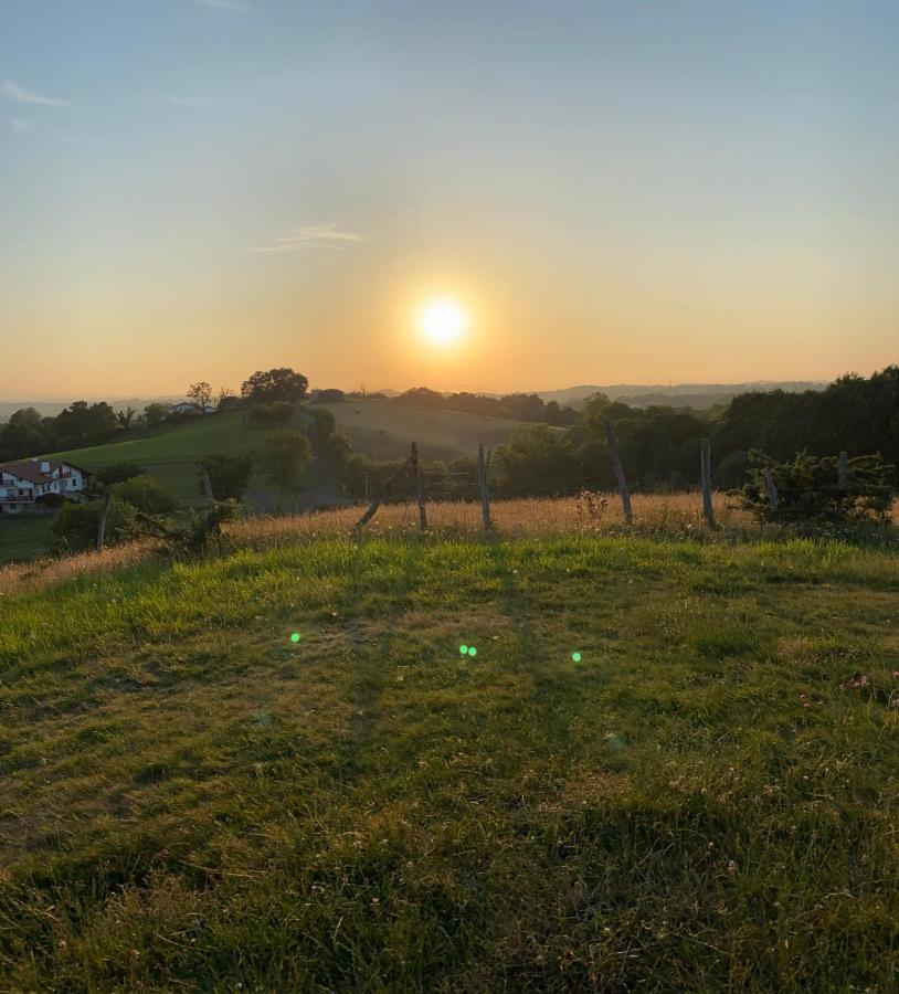 Ilargi Argi Bed and Breakfast Saint-Pée-sur-Nivelle Eksteriør billede